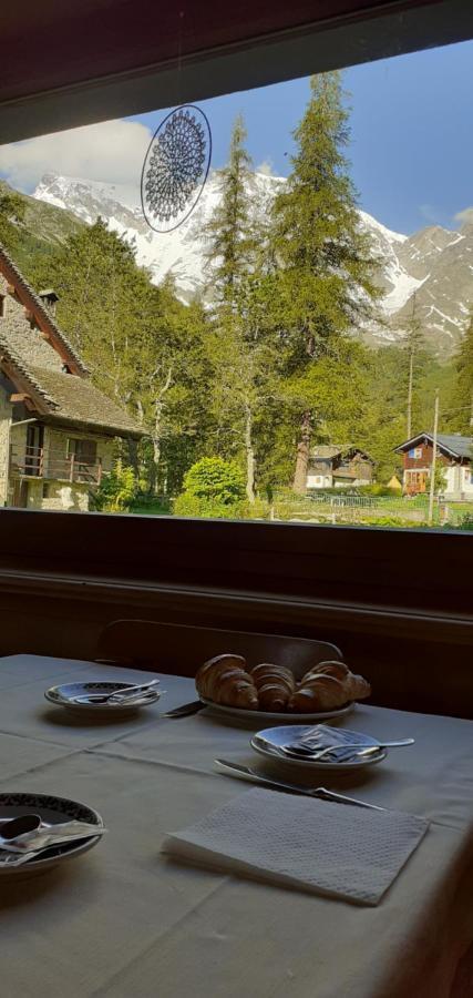 Hotel Cristallo Macugnaga Bagian luar foto