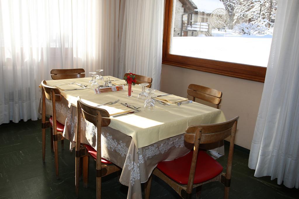 Hotel Cristallo Macugnaga Bagian luar foto