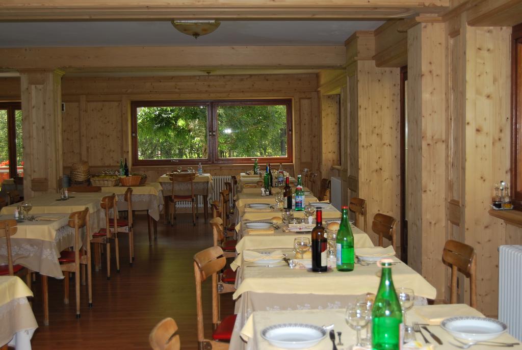 Hotel Cristallo Macugnaga Bagian luar foto
